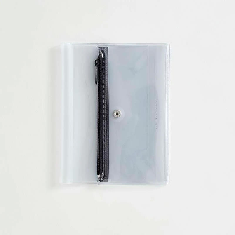 Daigo | Funda Estuche de Plástico Isshoni A6 Clear Black