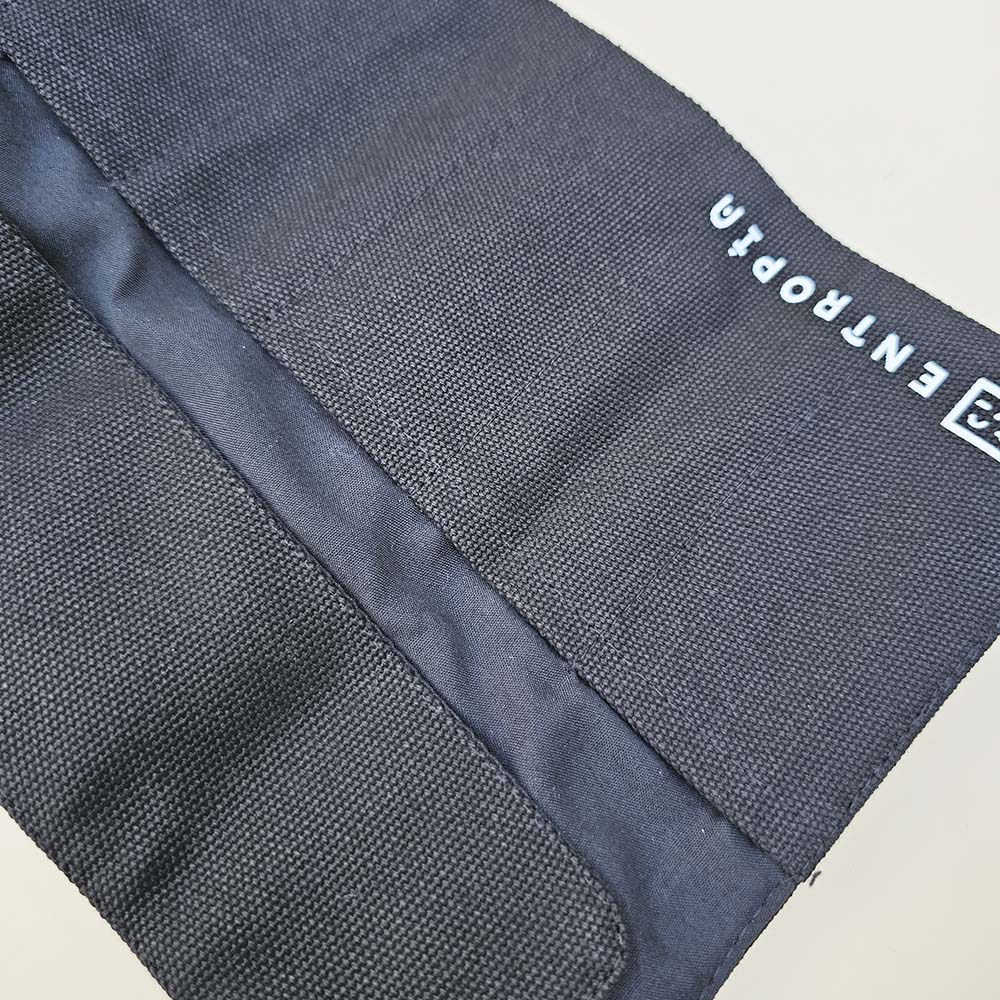 Entropía | Estuche Enrollable Black - Image 5