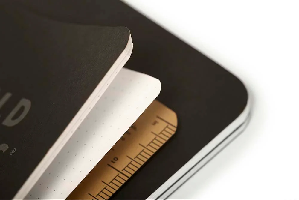 Field Notes | Set de 2 Cuadernos Pitch Black M (Puntos) - Image 4