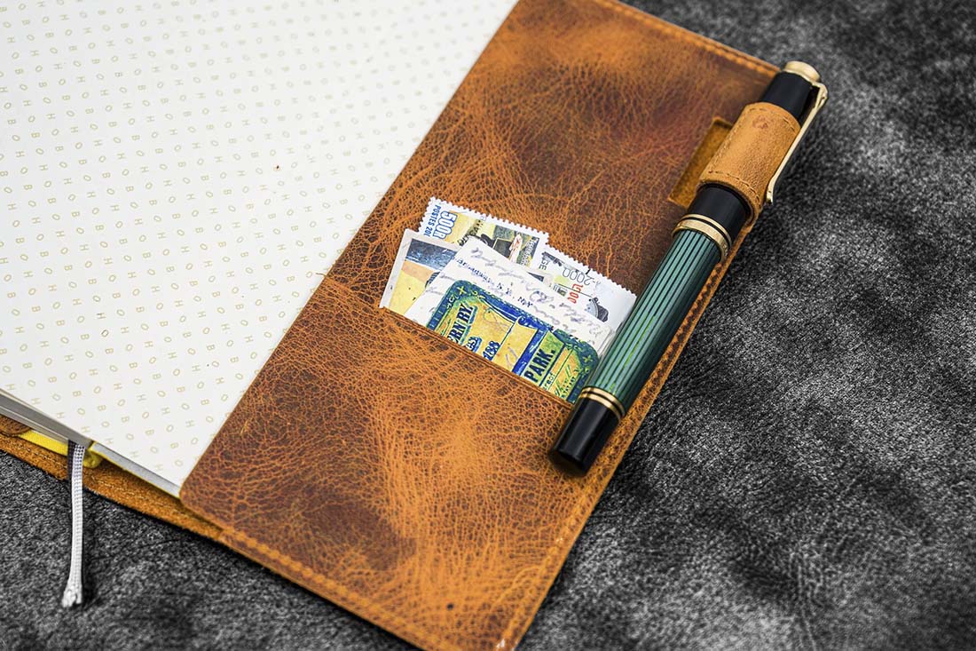 Galen Leather | Funda Leather Slim Hobonichi Weeks Planner Cover Crazy Horse Brown - Image 3