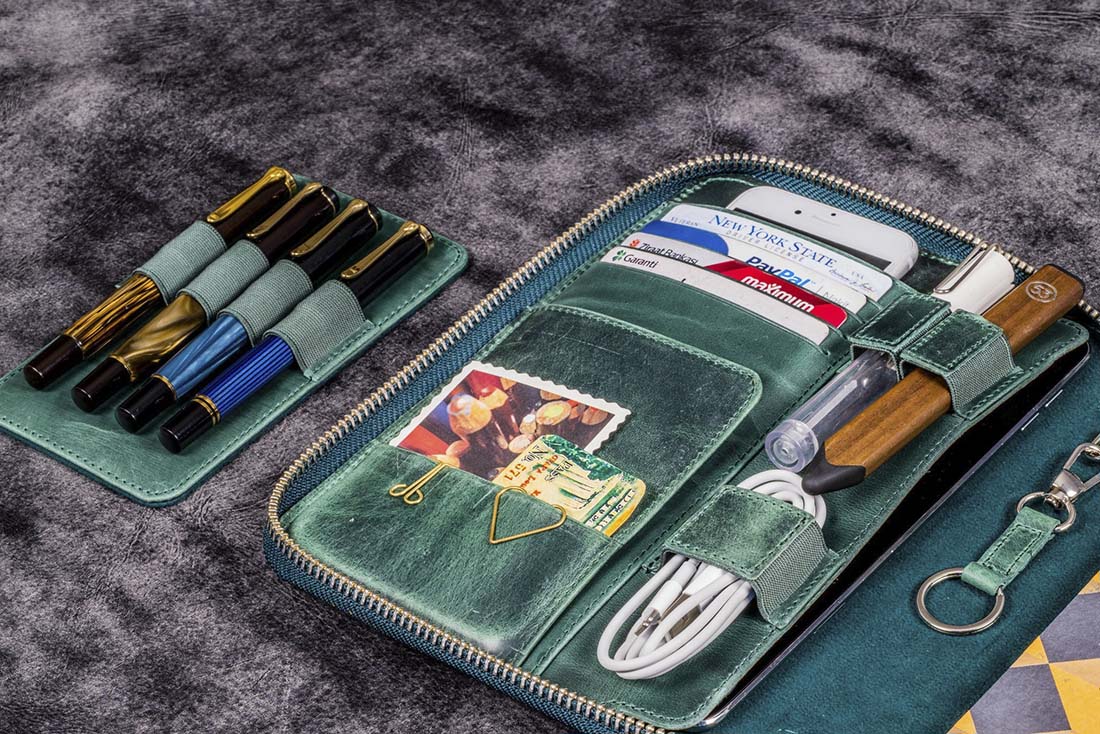 Galen Leather | Funda Leather Zippered Hobonichi Cousin A5 Planner Folio Crazy Horse Forest Green - Image 3