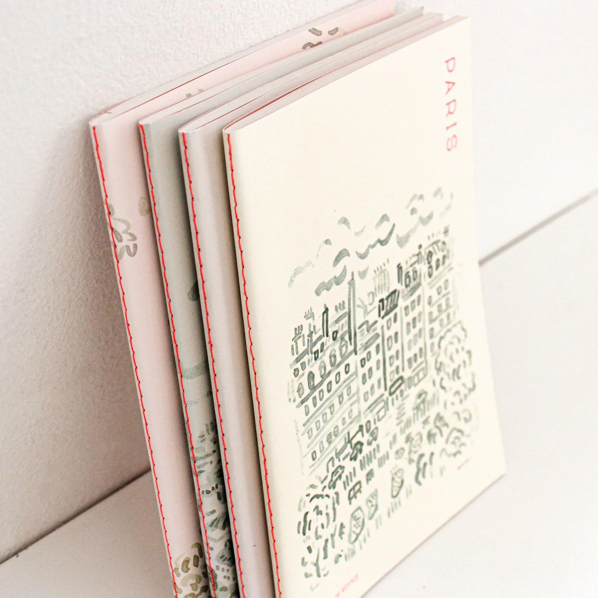 Paperways | Cuaderno de Viaje Ilustrado L'Après-midi Paris Eiffel Pink - Image 2