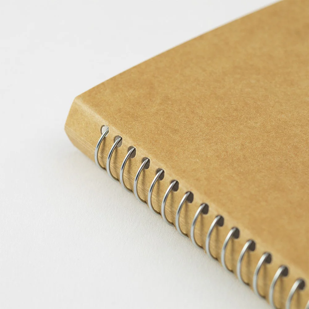 Traveler's Company | Cuaderno con Espiral A5 Slim Papel Blanco - Image 6