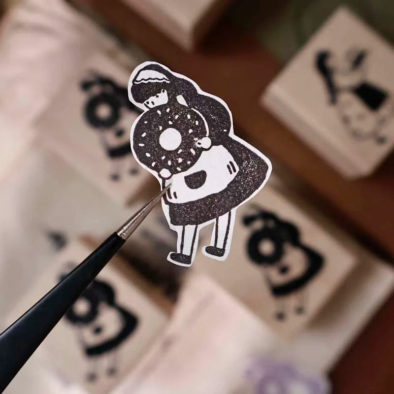 YiEr | Sello Donut Girl - Image 2